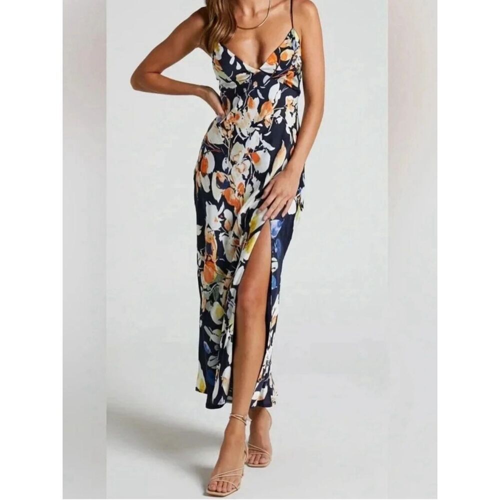 Showpo jarrah v-neck midi slip dress navy floral size 10